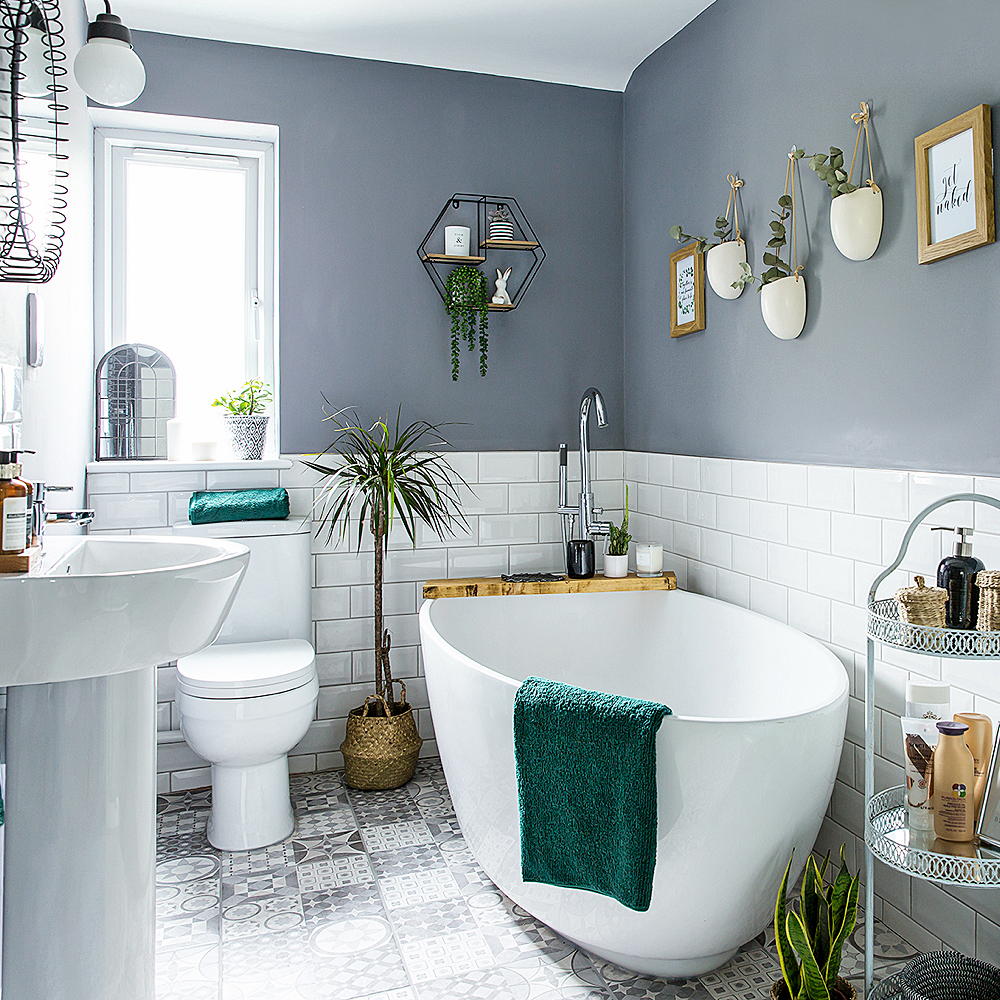 Four Bathroom Decorating Ideas On A Budget To Give Big Changes